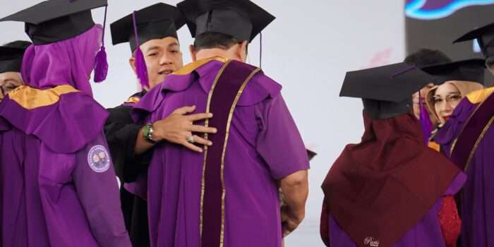 Wisuda Lansia Menginspirasi Tingkatkan Kualitas Hidup Hingga Usia Senja