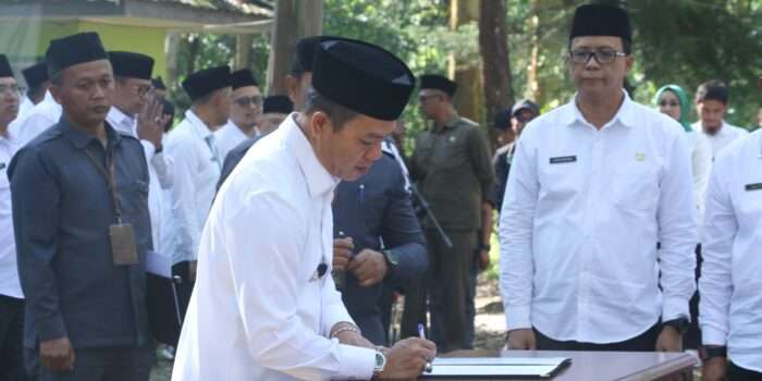 Nih, Daftar 21 Kepala Dinas yang Dilantik Bupati Bandung di Situ Cisanti