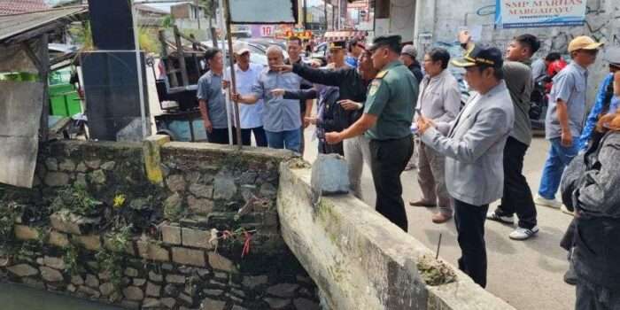 Atasi Banjir Kopo Dengdek, Pemkab Bandung Realisasikan Normalisasi Sungai Cikahiyangan