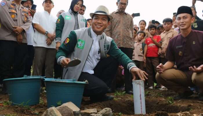Telan Rp 6,7 Miliar, Jembatan Cijeruk Bojongsoang Mulai Dibangun Lagi Lebih Instagramable