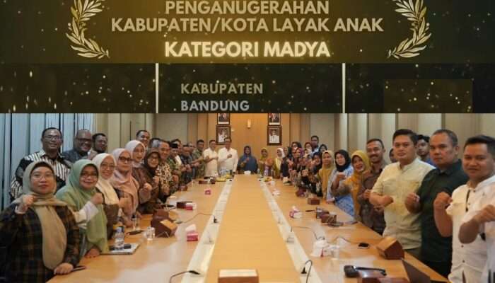 Pemkab Bandung Pertahankan Kategori Madya Penghargaan KLA 2025 Kementerian PPPA