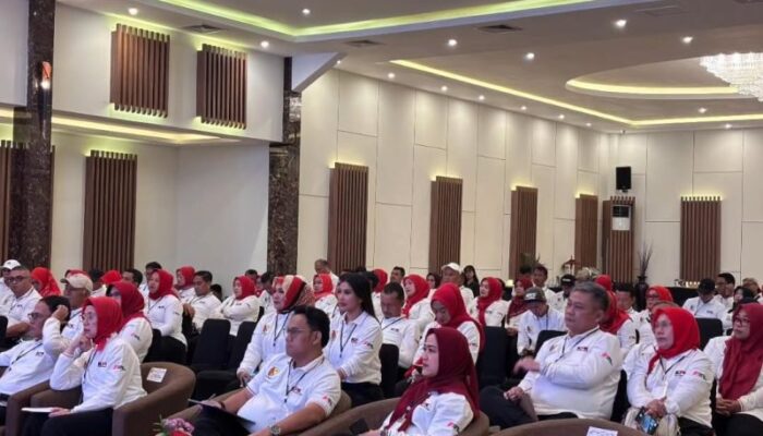 Anggota DPRD Kab Bandung dan Istri Ikuti Bimtek Antikorupsi, Renie Harap Keluarga Jadi Benteng Kejujuran