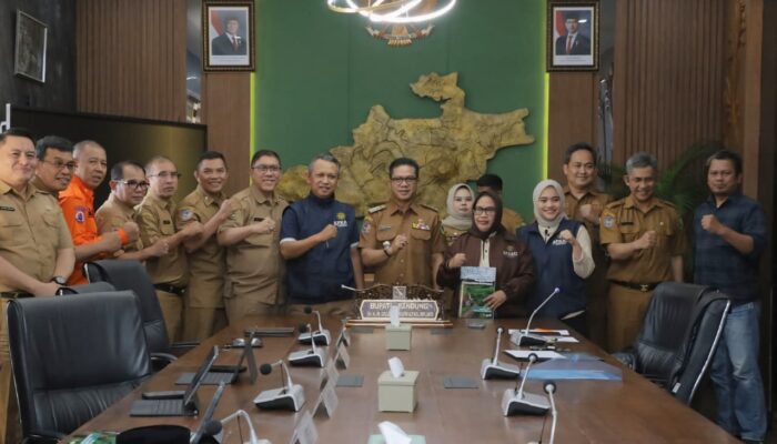 Bupati Kang DS Paparkan 2 Inovasi Best Practises ke Apkasi