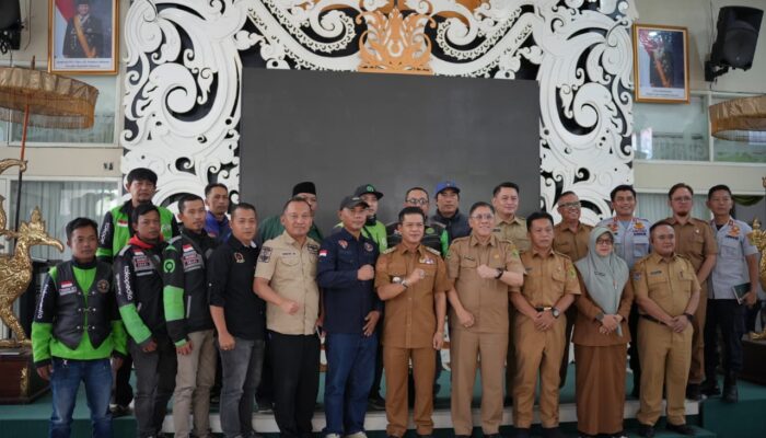 Bupati Kang DS Ajak Komunitas Ojol Terlibat dalam Kegiatan Sosial dan Pembangunan