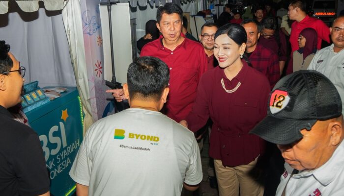 Friderica Kiki Widyasari Apresiasi Kreativitas OJK Jabar Kemas BIK Dalam Bentuk Pasar Rakyat