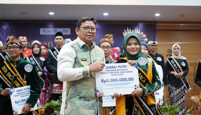 Kab Bandung Juara 1 Putra dan Putri Duta Baca Jabar 2025