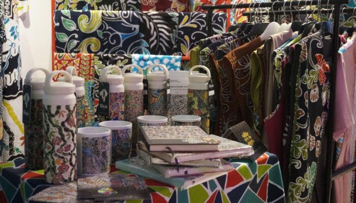 Mind Weave Wastra Nusantara 2025: Komitmen Tel-U Jembatani Tradisi dan Inovasi