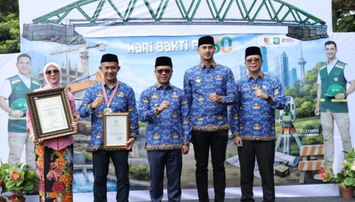DPUTR Kab Bandung Tuai Prestasi di Peringatan Hari Bakti PU ke-80