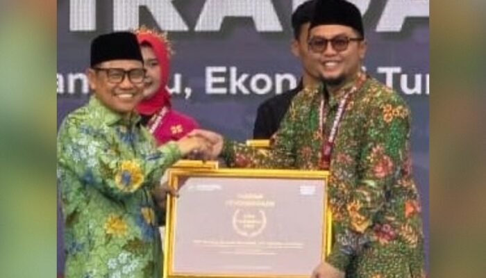 Jadi SPPG Penggerak Ekosistem MBG, Kopontren Al Ittifaq Rancabali Raih Penghargaan Inspiradaya 2025 Kemenko PM