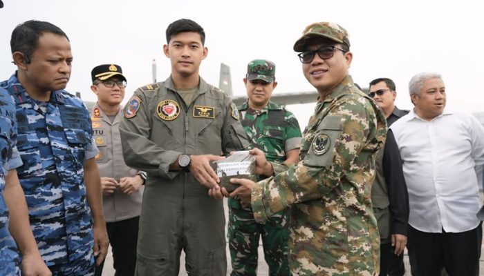 Pemkab Bandung – Lanud Sulaiman Realisasikan Misi Aeroseeding: Tebar 8 Ton Benih Pohon Pakai Pesawat