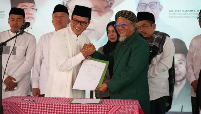 Kang DS di Ponpes Awi Sadapur: Indikator Pendidikan yang Kuat Banyak Lahir dari Lingkungan Pesantren