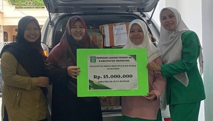 Fatayat Kab Bandung Salurkan Donasi untuk Korban Bencana Sumatera