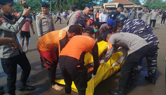 Jasad Atlet Terjun Payung di Laut Pangandaran Berhasil Ditemukan Tim SAR Gabungan
