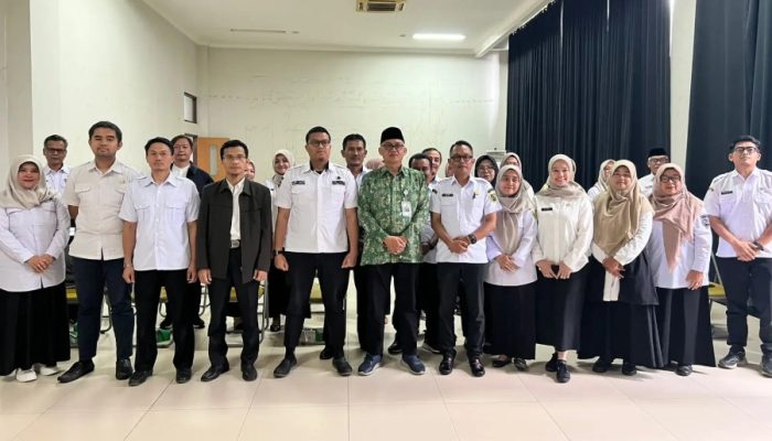 Pemkab Bandung Serahkan SK Kenaikan Pangkat Puluhan ASN