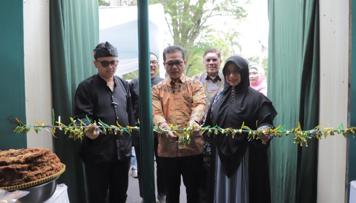 Peduli Daya Beli Warga, Kang DS Luncurkan Operasi Pasar Murah Bersubsidi di Bazaar Ramadan