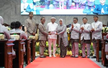 Di Hadapan KDM, KDS Nyatakan Siap Pimpin Sinergi Bandung Raya Atasi Banjir, Sampah dan Tata Ruang