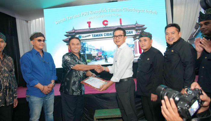 Serah Terima PSU TCI, Bupati KDS: Jangan Hambat Hak Warga