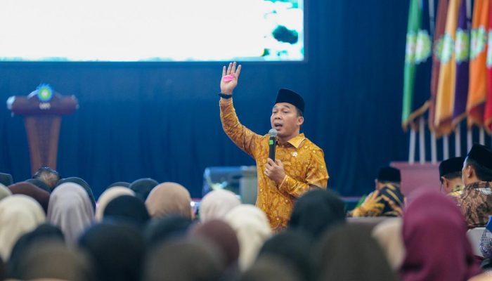 Kuliah Umum di UIN Bandung, Menteri Wihaji Ajak Mahasiswa Ambil Peran Bangun Keluarga Berkualitas