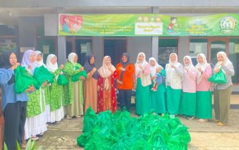 Fatayat Kab Bandung Salurkan Puluhan Paket Sembako untuk Korban Puting Beliung Cimenyan