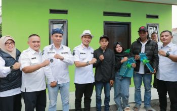 Bukti Kanyaah ke Warganya, KDS Resmikan Rumah Baru, Sertifikat Tanah dan Modal Usaha Bagi Pasutri Korban Longsor Pangalengan