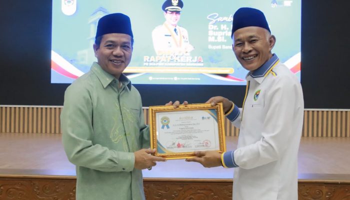Bupati KDS Tegaskan Kolaborasi Jadi Kunci, IKA PMII Didorong Hasilkan Rekomendasi Implementatif
