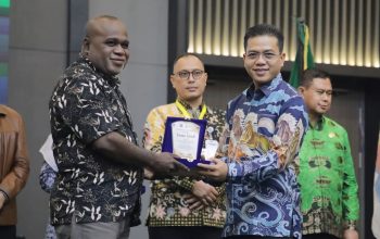 Ketum AKKOPSI Dadang Supriatna Kawal Gerakan 42 Kepala Daerah Papua Lawan TBC