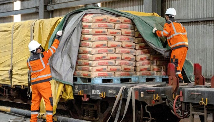 Solusi Bangun Indonesia Catat Laba Rp658,7 Miliar, Separuhnya Dibagikan sebagai Dividen