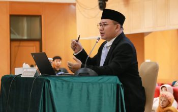 Dari Bahasa yang Santun Lahir Ketegasan Hukum, Ketua BAZNAS Kabupaten Bandung Raih Gelar Doktor