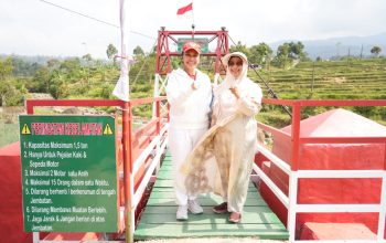 Setelah Permudah Akses Warga, Jembatan Perintis Garuda Kini Jadi Lokasi Bakti Sosial Persit KCK
