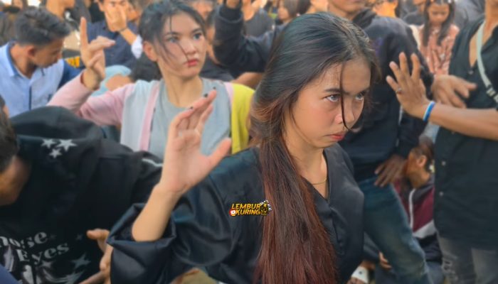 Terbang Buhun: Ketika Tradisi Bertahan di Tengah Deru Mesin Industri Majalaya