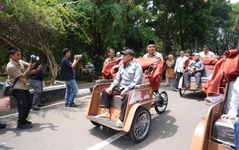 KDS Pastikan Bantuan 260 Becak Listrik Dimanfaatkan untuk Penghidupan Warga
