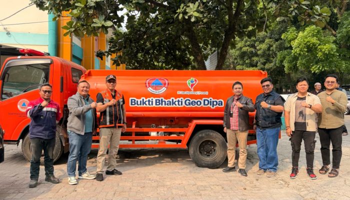 Geo Dipa Serahkan Tangki Air 5.000 Liter ke BPBD Kabupaten Bandung