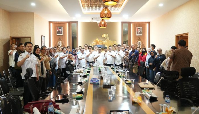 KDS Dorong Percepatan Persetujuan Lingkungan dan Perizinan Berusaha di Kabupaten Bandung