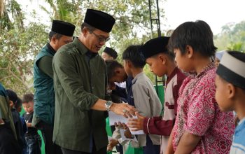 JUMAT KELILING KDS: Dari Sajadah Menyapa Rakyat, Muliakan Yatim
