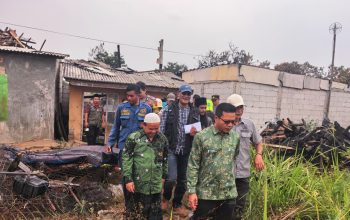 KDS Pastikan Warga Korban Kebakaran Pacet Sementara Dapat Kontrakan dan Rumah Baru Disiapkan