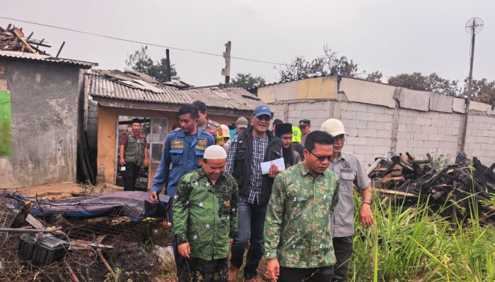 KDS Pastikan Warga Korban Kebakaran Pacet Sementara Dapat Kontrakan dan Rumah Baru Disiapkan