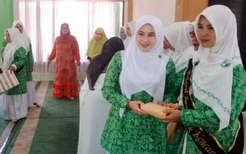 Ciceu Susilawati Motivasi Kader Fatayat Rancaekek untuk Terus Bergerak dan Berkhidmat